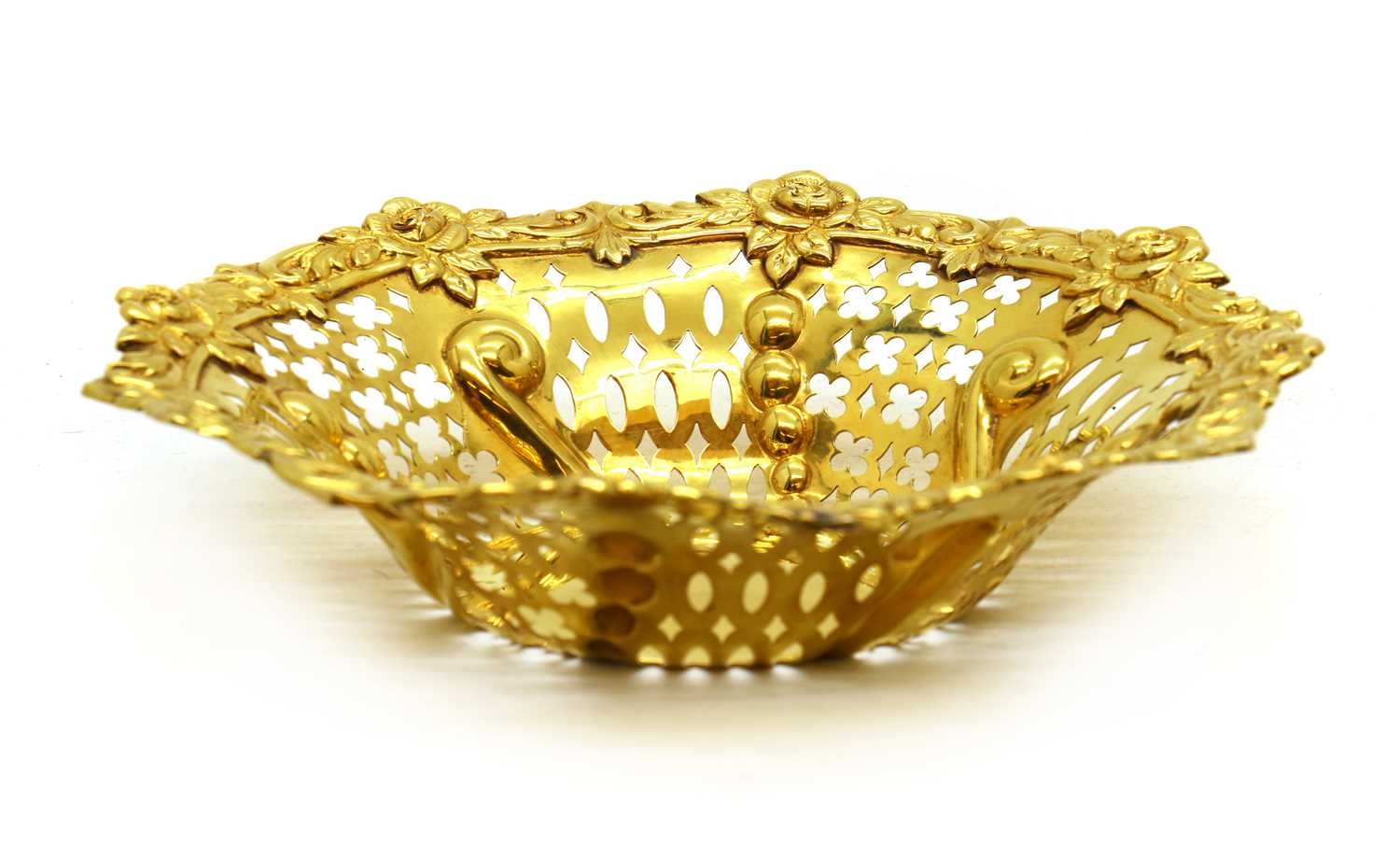 Lot 10 - A 9ct gold bonbon dish