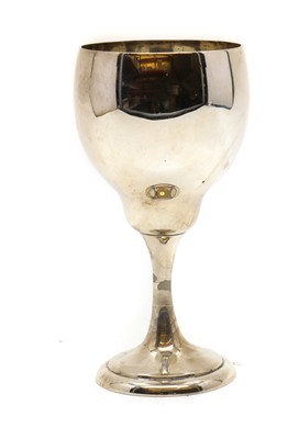 Lot 1 - A silver cup