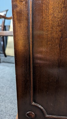 Lot 428 - A Victorian pedestal desk