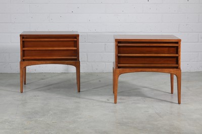 Lot 510 - A pair of walnut bedside tables