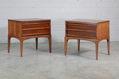 Lot 510 - A pair of walnut bedside tables