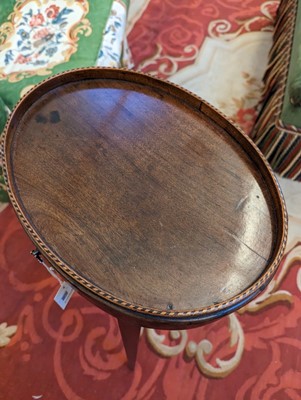 Lot 44 - A George III mahogany urn stand