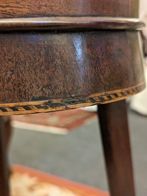 Lot 44 - A George III mahogany urn stand