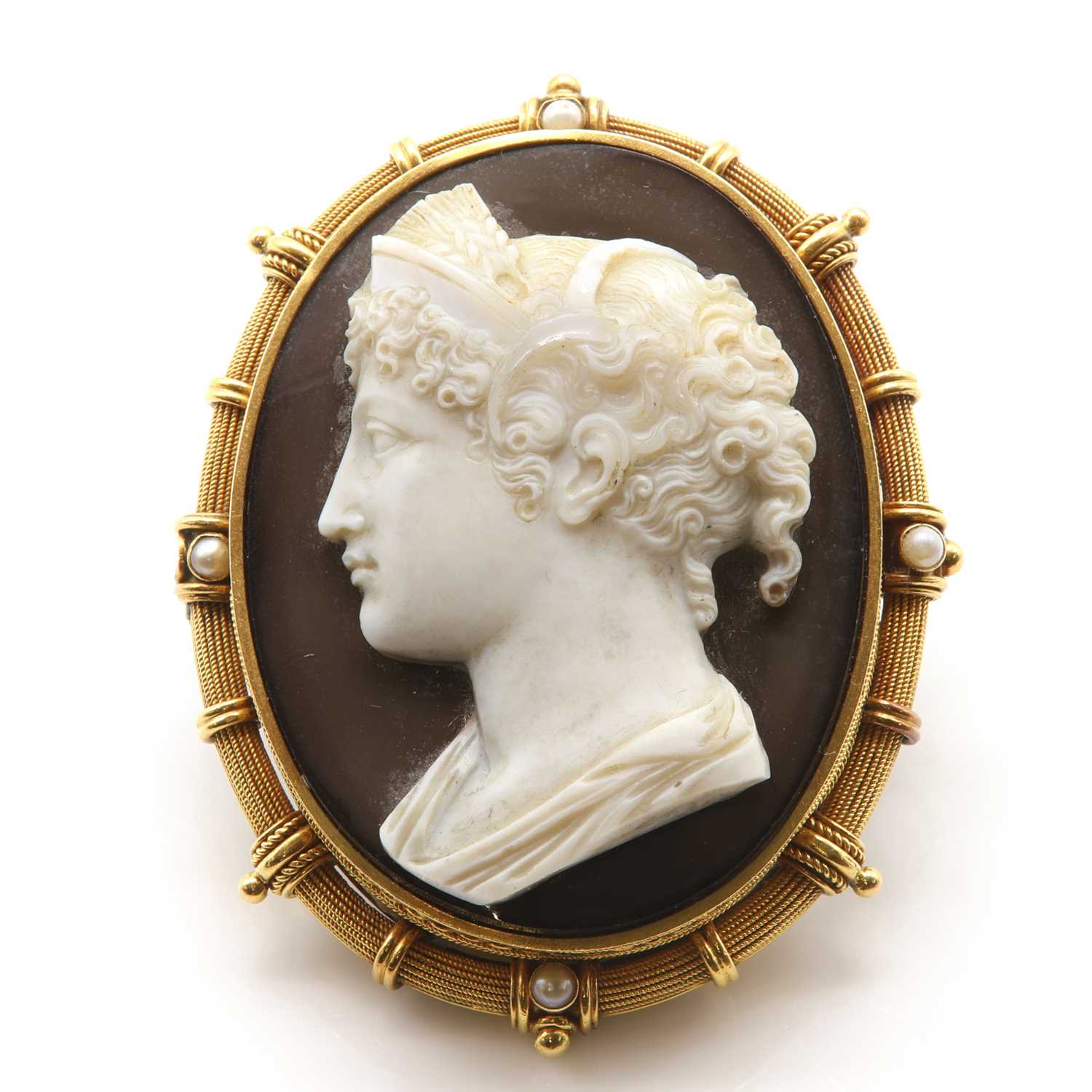 Lot 45 - A Victorian hardstone cameo brooch, c.1870, by Filippo Tignani