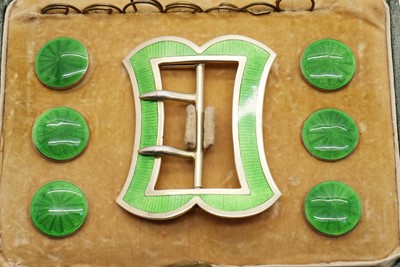 Lot 73 - A cased set of silver and enamel buttons and buckle