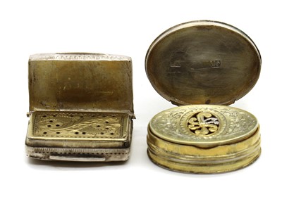 Lot 65 - A George III silver vinaigrette