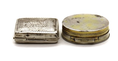 Lot 65 - A George III silver vinaigrette