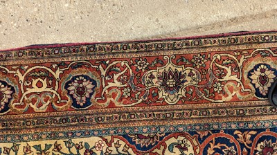 Lot 330 - An Isfahan rug
