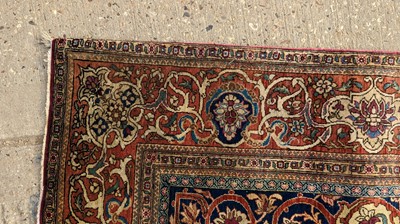 Lot 330 - An Isfahan rug