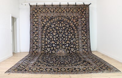 Lot 337 - A large Kashan carpet