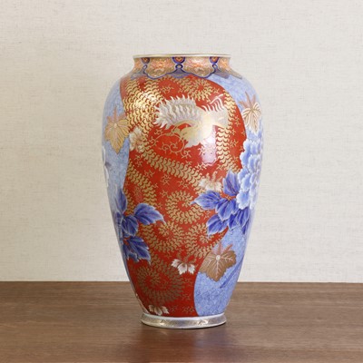 Lot 265 - A large Japanese Fukugawa vase