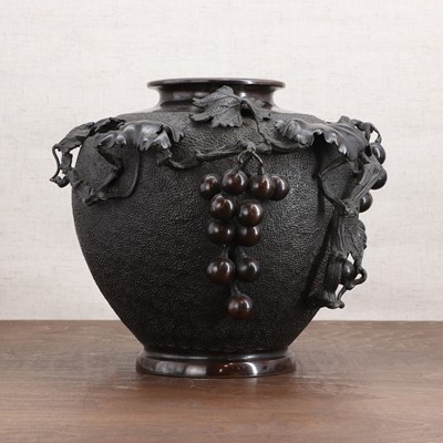 Lot 273 - A Japanese bronze jar