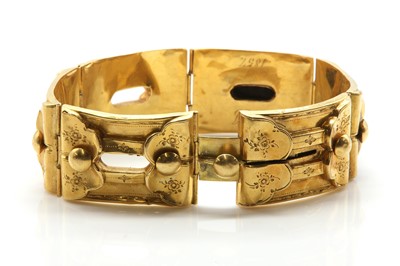 Lot 40 - A Victorian rectangular plaque link bracelet, c.1850