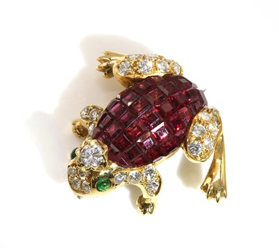 Lot 79 - A ruby, emerald and diamond frog brooch