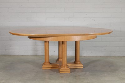 Lot 533 - A Linley oak and burlwood 'Classic' extending dining table