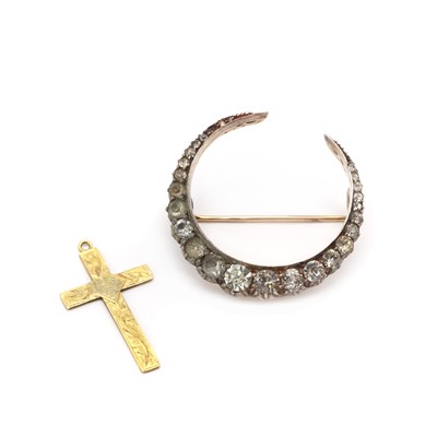 Lot 242 - A Victorian paste crescent brooch