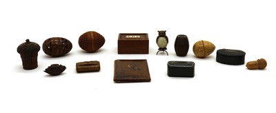 Lot 188 - A collection of coquilla nut items