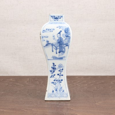 Lot 110 - A Chinese blue and white square vase