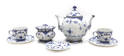 Lot 252 - A Copenhagen porcelain 'Blue Fluted Lace' pattern tea service