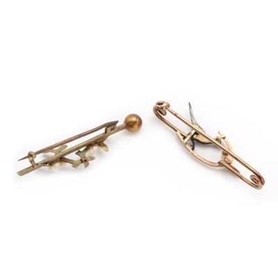 Lot 198 - Two gold brooches