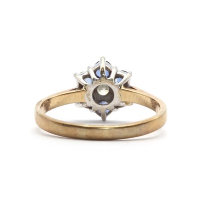Lot 110 - A 9ct gold sapphire and diamond floral cluster ring
