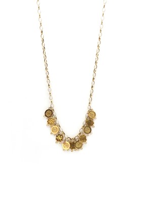 Lot 132 - A gold fringe necklace