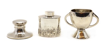 Lot 44 - A group of silver items
