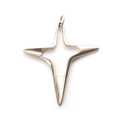 Lot 59 - A silver cross pendant, by Georg Jensen