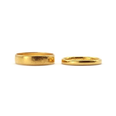 Lot 65 - Two 22ct gold wedding rings