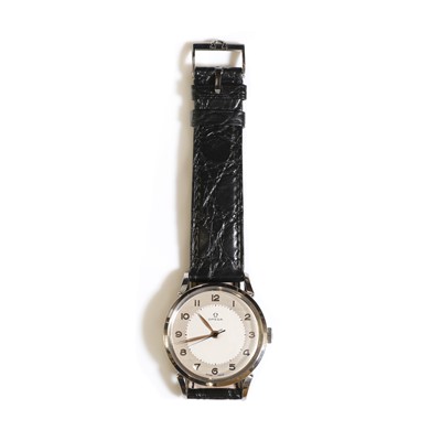 Lot 419 - A stainless steel Omega mechanical strap watch, c.1950