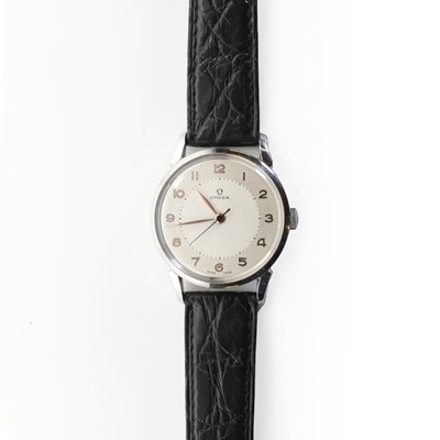 Lot 419 - A stainless steel Omega mechanical strap watch, c.1950