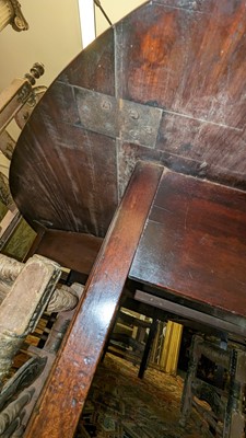 Lot 44 - A large George III mahogany wake table