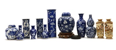 Lot 225 - A collection of Chinese blue and white