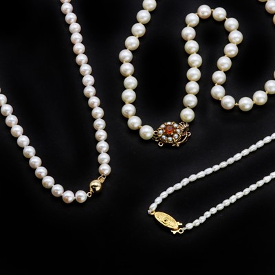 Lot 166 - Three cultured pearl necklaces