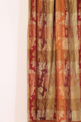 Lot 155 - A pair of silk damask curtains
