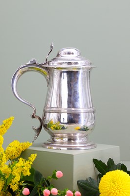 Lot 114 - A George III silver tankard