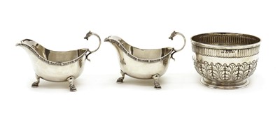 Lot 66 - A pair of silver sauceboats