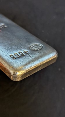 Lot 45 - A silver ingot