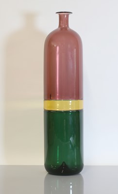 Lot 491 - A Venini 'Incalmo' glass bottle vase
