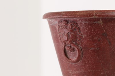 Lot 28 - A grand tour marble cistern