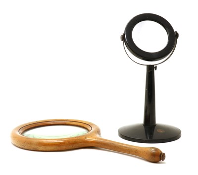 Lot 278 - A large beech magnifying glass