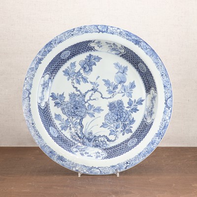 Lot 85 - A Chinese blue and white charger