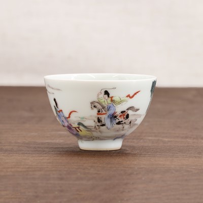 Lot 178 - A Chinese famille rose cup