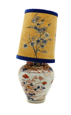 Lot 186 - A Japanese Imari jar