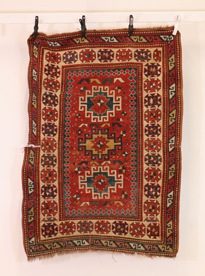 Lot 452 - A Kazak rug