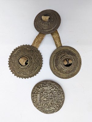 Lot 172 - A Greek military dress uniform belonging to Edward John Trelawny