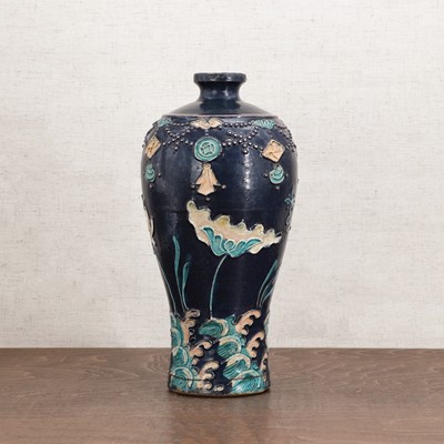 Lot 28 - A Chinese fahua-glazed meiping