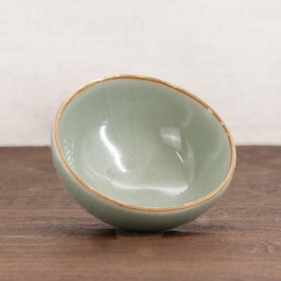 Lot 15 - A Chinese Longquan ware tea bowl