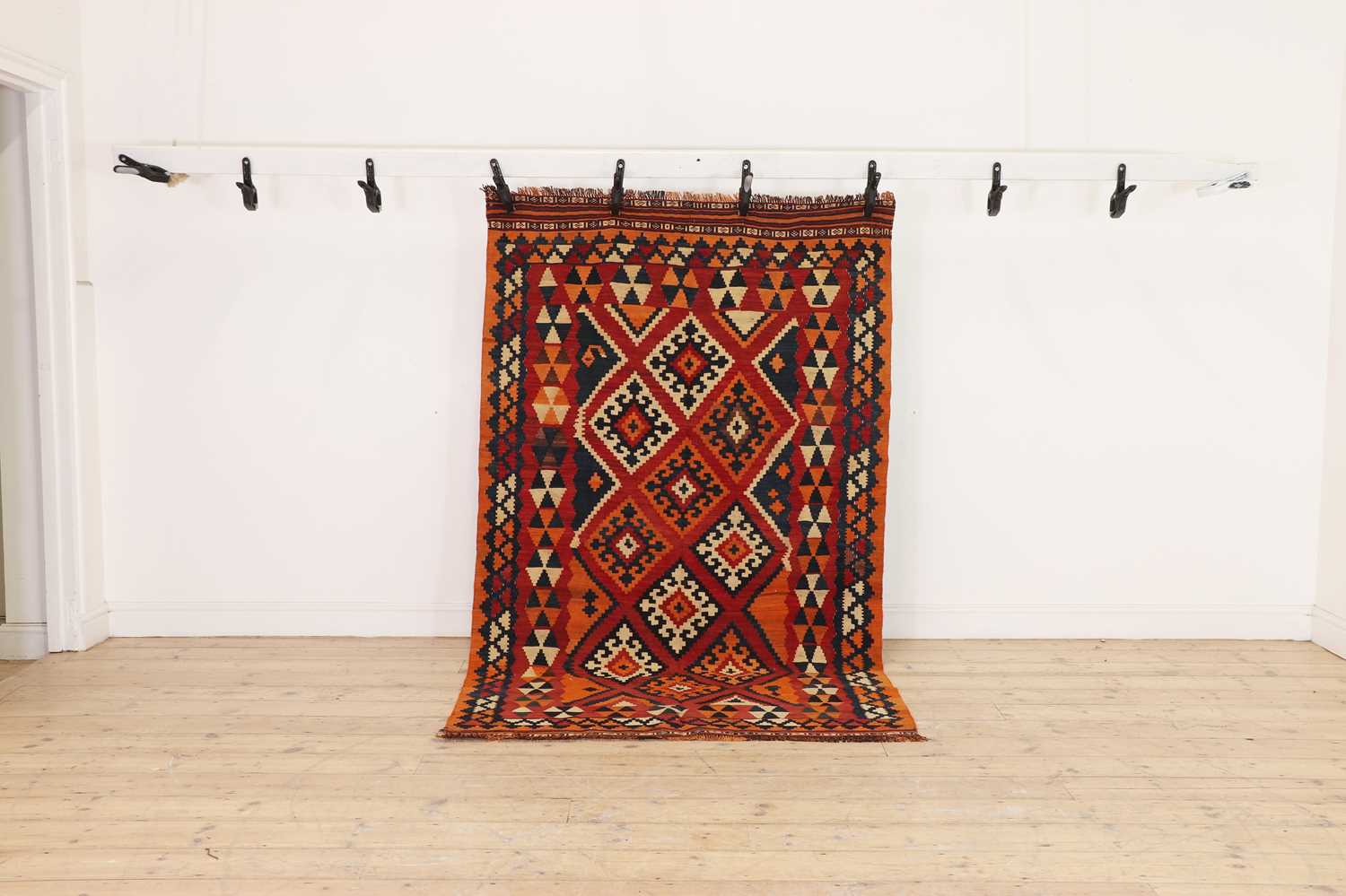 Lot 375 - A Persian kilim wool rug