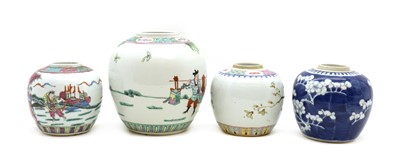 Lot 182 - A collection of Chinese jars